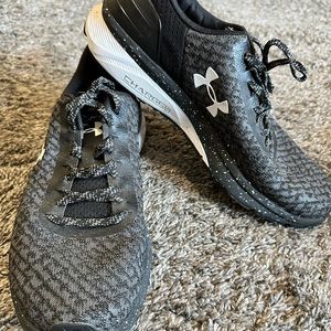 Under Armour Chargerd